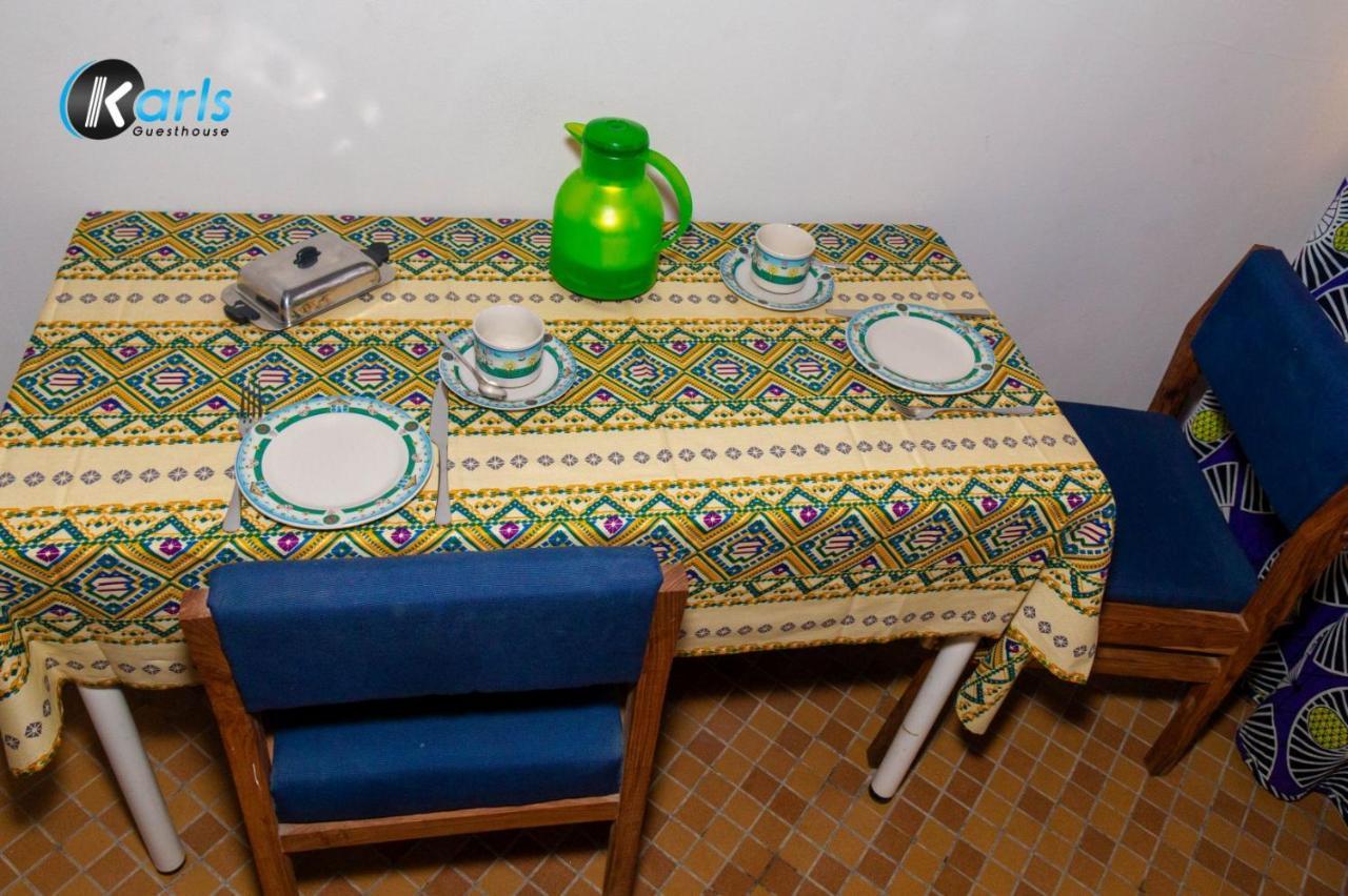 Karls Guesthouse Cotonou Exterior foto
